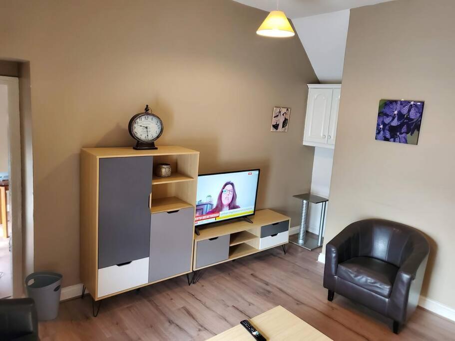 Apt. 2 - Town Centre Apartment Bagenalstown Exterior foto