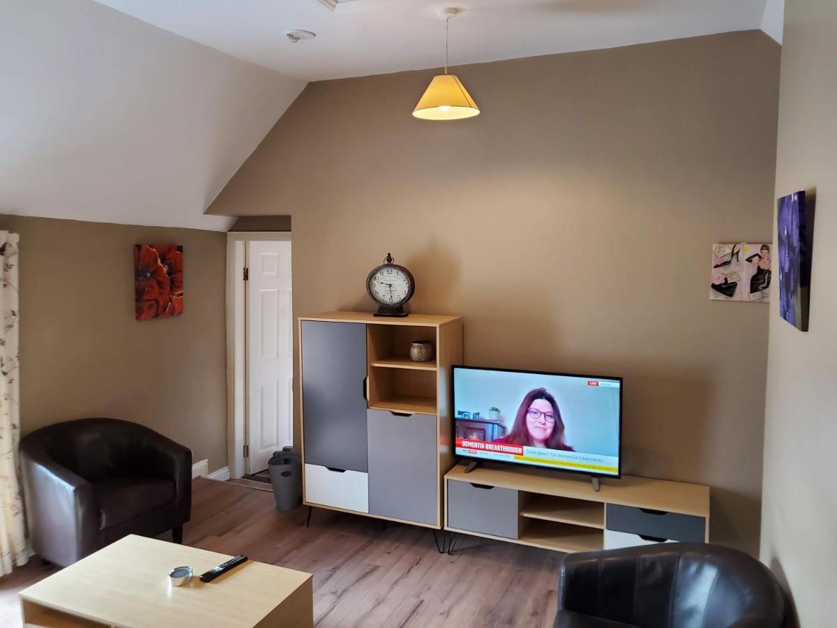 Apt. 2 - Town Centre Apartment Bagenalstown Exterior foto